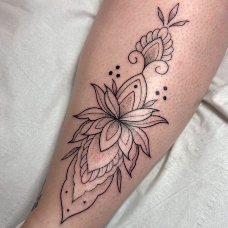 Old Sarum Tattoo Ornamentall tattoo portfolio image